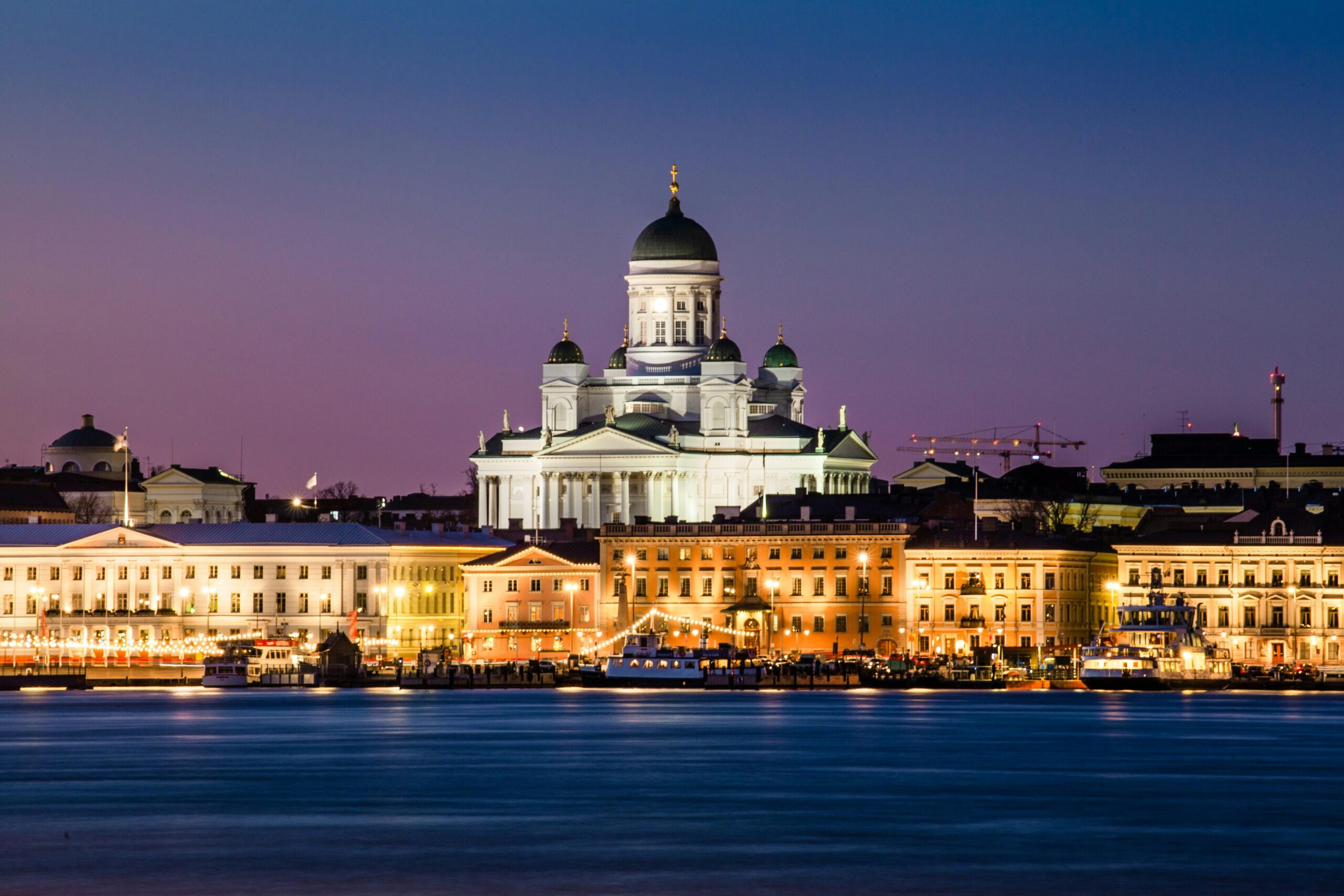 HKI TUOMIOKIRKKOpexels-tapio-haaja-1214336-2311602